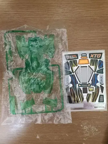 미니 사륜구동 XTO 바디 부품과 스티커