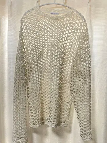 ZARA BIG 메쉬 아이보리 니트