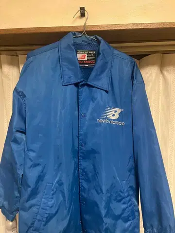 이쪽은 빈티지 New Balance 뉴발란스.