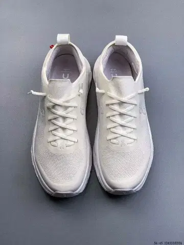 ON 화이트 스니커즈 경량 통기성