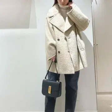 오쿠사 나오코 씨 콜라보 모헤어 샤기 하프 코트