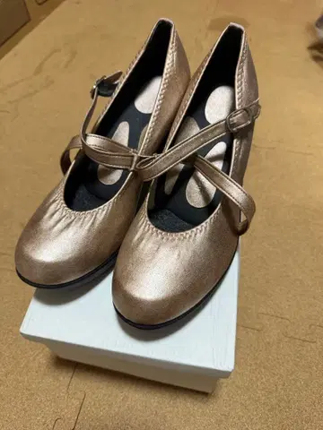 Re:getA 웨지힐 펌프스 23.5cm