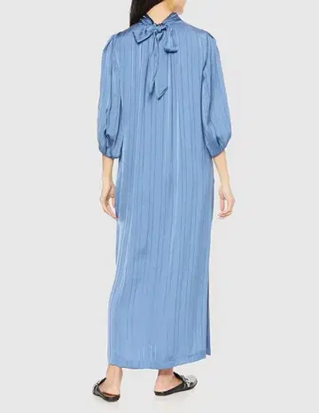 미스 슬로우 sustainable 스트라이프 새틴 반팔 원피스