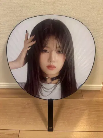 BABYMONSTER 로라 부채 hello monsters