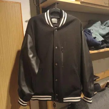 LOWRYS FARM 바시티 자켓 블랙