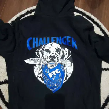 CHALLENGER FTC 블랙 후드티