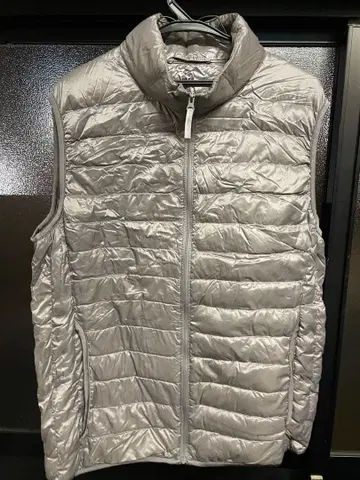 UNIQLO 실버 다운 베스트 XL