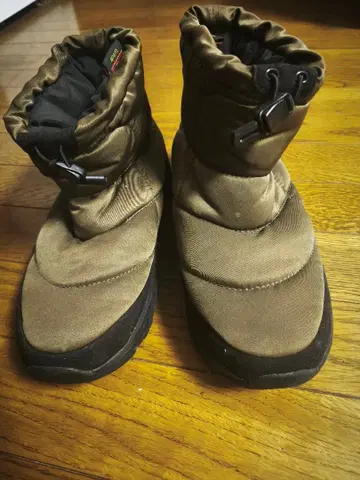 새상품급 THE NORTH FACE 눕시 부츠