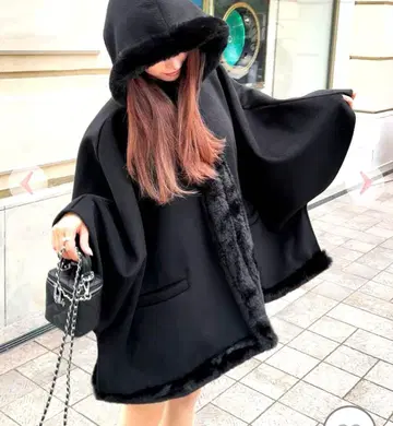 Rady 퍼 판초 블랙 새상품 M 사이즈