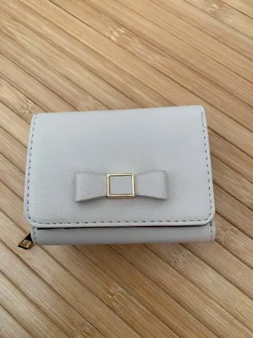 리본 포함 스모키 핑크 3단 폴더형 지갑