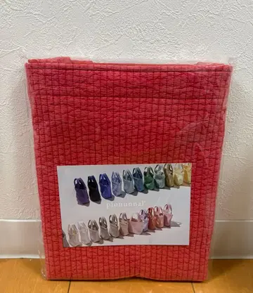 미개봉 새상품 비오는날 MILK 밀크 스트로베리