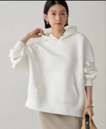 라운지 드레스 화이트 후드 부착 후드 맨투맨