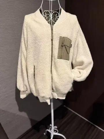 [ 새상품급 ] 보아 블루종 나일론 리버서블 F