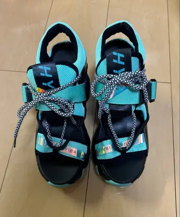 샌들 블랙/터콰이즈 24cm