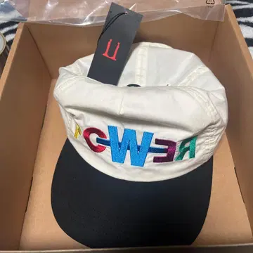 G-DRAGON 위버멘쉬 전시회 POWER CAP