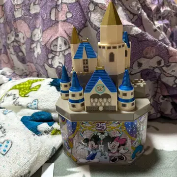 도쿄 디즈니 리조트 25주년 빈 캔 신데렐라 성 모티브