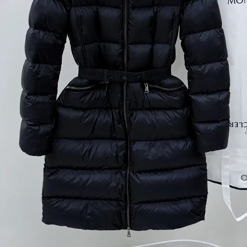 몽클레르 [S+급/0] 몽클레어 보에딕 폭스퍼 여성 롱패딩 블랙 사진 3