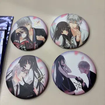 요호 x 복숭아 SS 캔뱃지 금박 캔뱃지