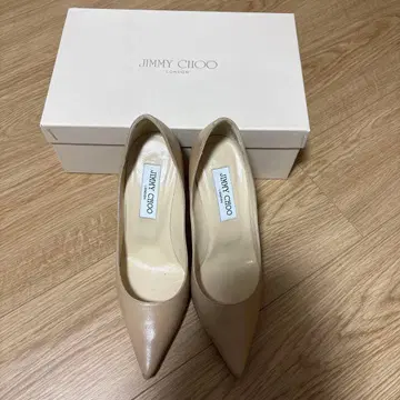 JIMMY CHOO 베이지 하이힐 펌프스