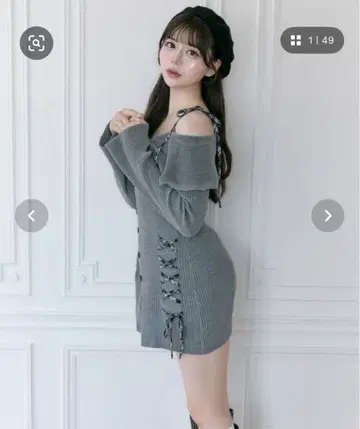 올리브 데 올리브 레이스업 오프숄더 니트 원피스 그레이