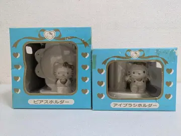 [ 미사용 ] 98년산 헬로키티 귀걸이/아이브러쉬 홀더 산리오 레트로