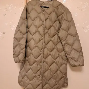 베이지 퀼팅 다운 자켓 롱 기장