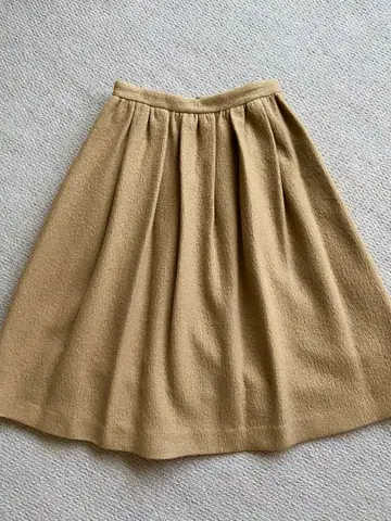 새상품급 UNTITLED 언타이틀 스커트