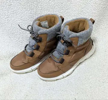SOREL 브라운 부츠 23.5