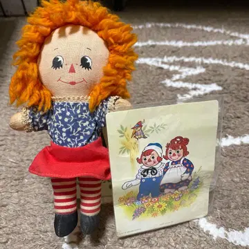 러그돌 인형 오렌지색 머리카락 파란색 드레스