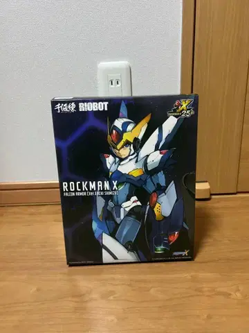 센치넬 RIOBOT 록맨X 팔콘 아머 EIICHI SIMIZU