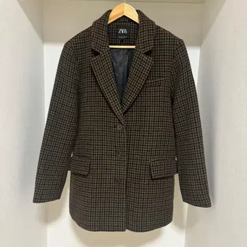 ZARA 체크 무늬 테일러드 자켓