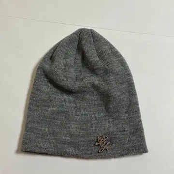 lure you in lure beanie (LURE BEANIE)