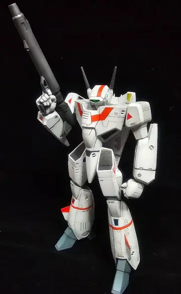 1/72 VF-1J 배트로이드 발키리 도색 완료 완성품