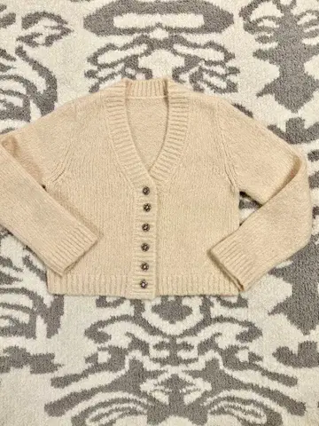 새상품급 폭시 캐시미어 니트 38 아이보리