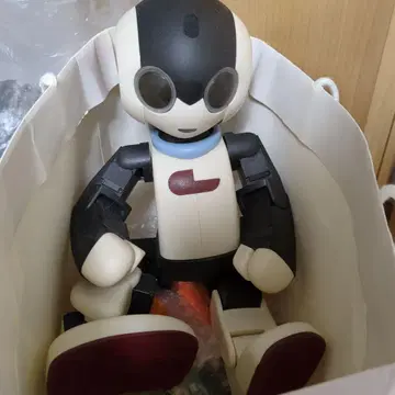 로비 로봇 피규어 (수리 필요) (정크제품)