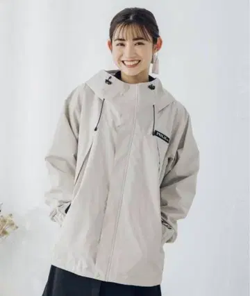 MILKFED. 후드 부착 베이지 마운틴 파카