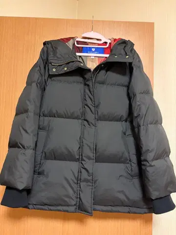 BLUE LABEL CRESTBRIDGE 다운 코트 38