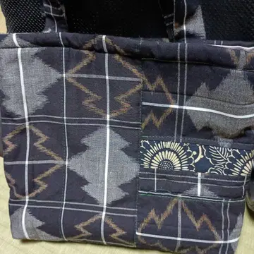 기하학 패턴 패치워크 토트백 핸드메이드