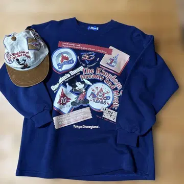미사용 새상품 Tokyo Disneyland 미키마우스 트레이닝복 & 캡
