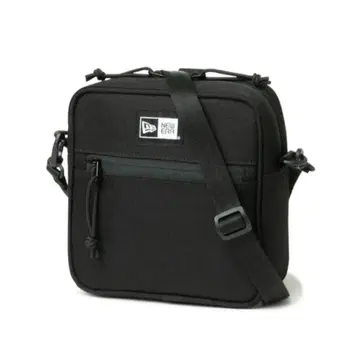 NEW ERA 숄더백 스퀘어 숄더 파우치 뉴에라 블랙