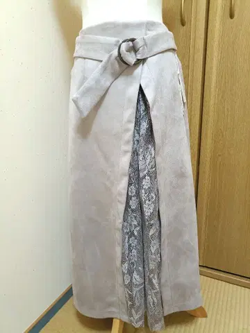 스웨이드풍 플레어 스커트 벨트 포함