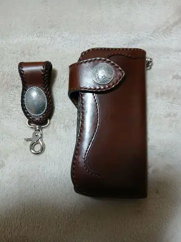 가죽 지갑 체인 포함