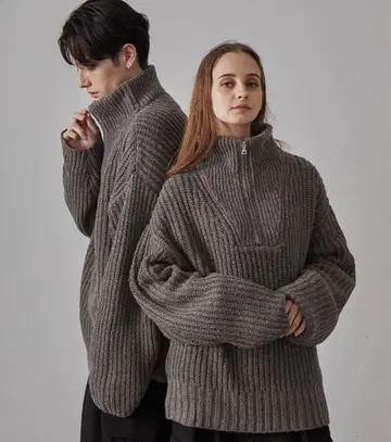 [ CLEL ] 볼륨 멜란지 하프 지퍼 니트