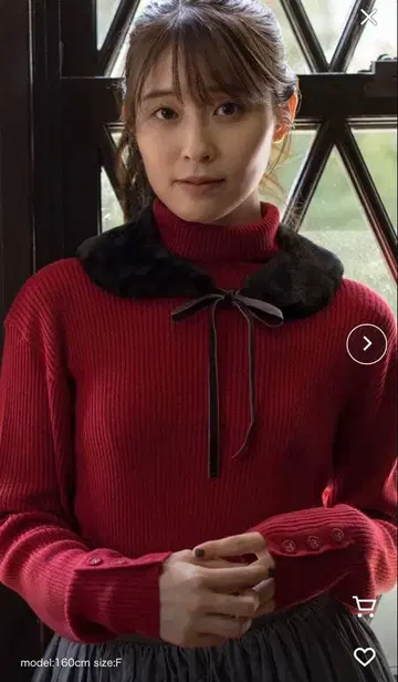 유베시 사만사 콜라보 퍼 포함 F 사이즈