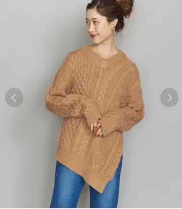 ADAWAS 베이지 아란 니트 V넥 스웨터