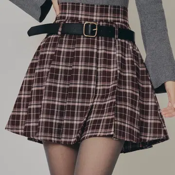 레이디 아젤 2025 A/W 로우 벨트 플리츠 미니 스커트