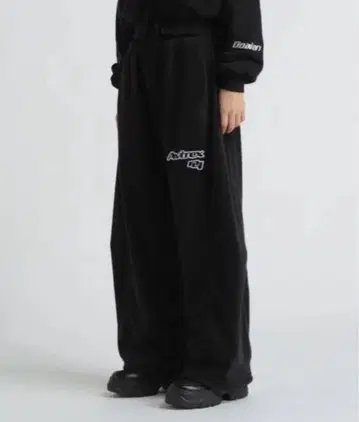 avirex moussy 팬츠