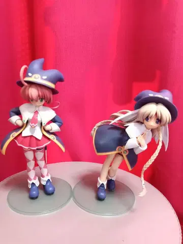 코토부키야 실비아 아이제트 & 엘레네 실버나 1/8 피규어 세트