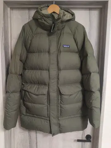 M 새상품 PATAGONIA 파타고니아 SILENT DOWN PARKA