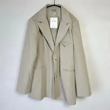 [ 미사용 새상품 ] TUFEI008 베이지 테일러드 자켓